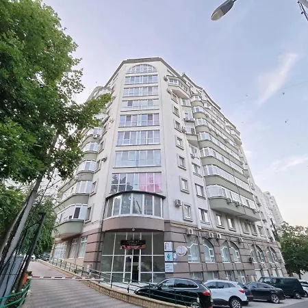 Lev Tolstoi Street New Grand Apartment Chisinau