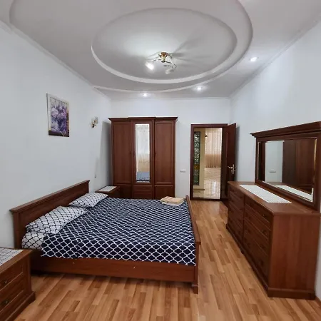 Apartment Lev Tolstoi Street New Grand Chisinau
