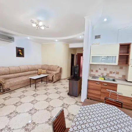 Lev Tolstoi Street New Grand Apartment Chisinau