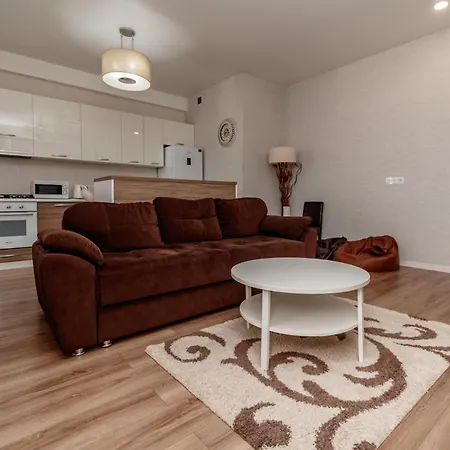 Lev Tolstoi Street New Grand Apartment Chisinau